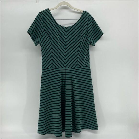 ModCloth Fervour Women Striped Dress Sz. Lrg Green EUC Retro Pinup Girl - Picture 3 of 7